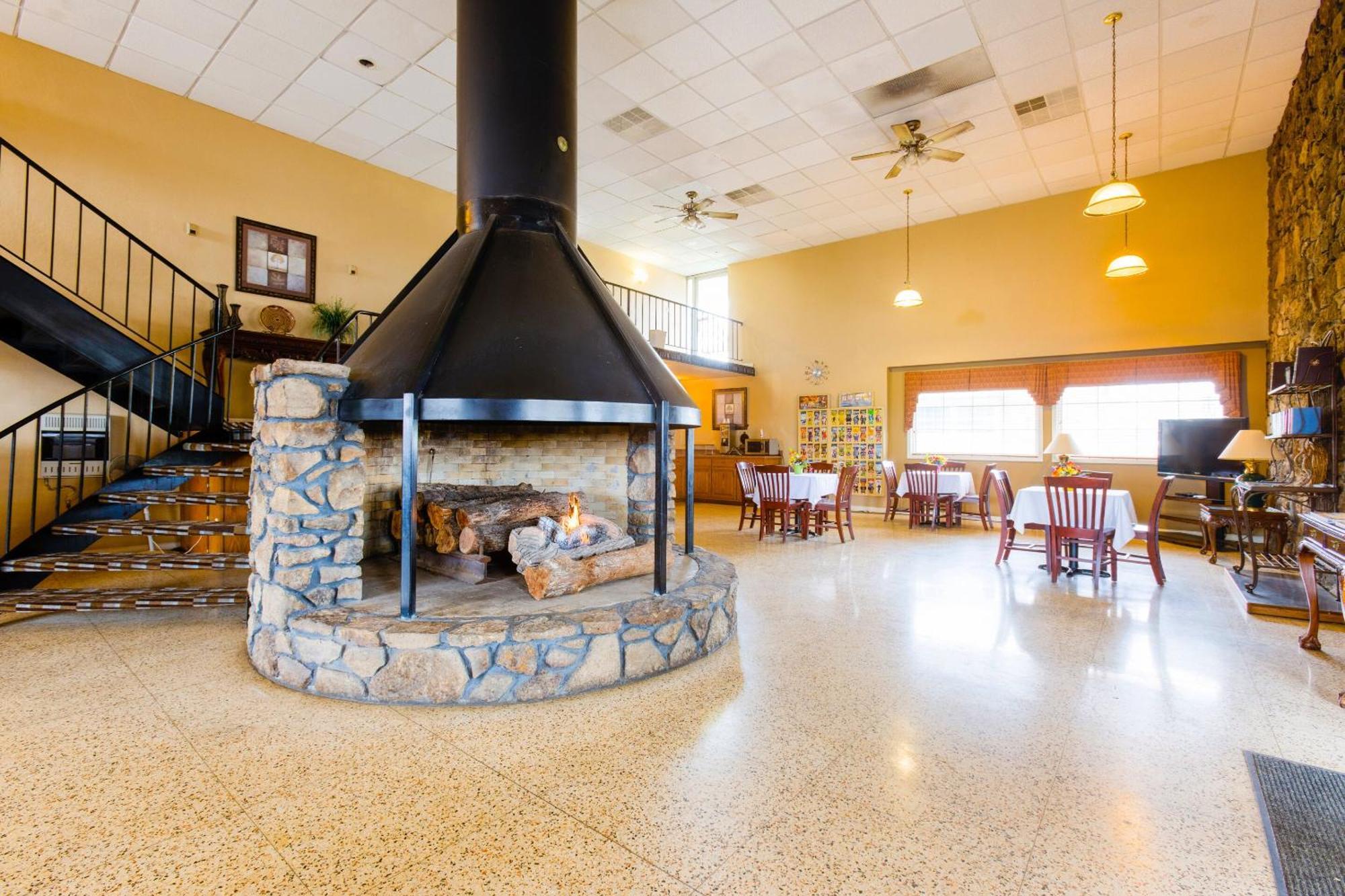 Oyo Hotel Lebanon Mo I-44 Bagian luar foto
