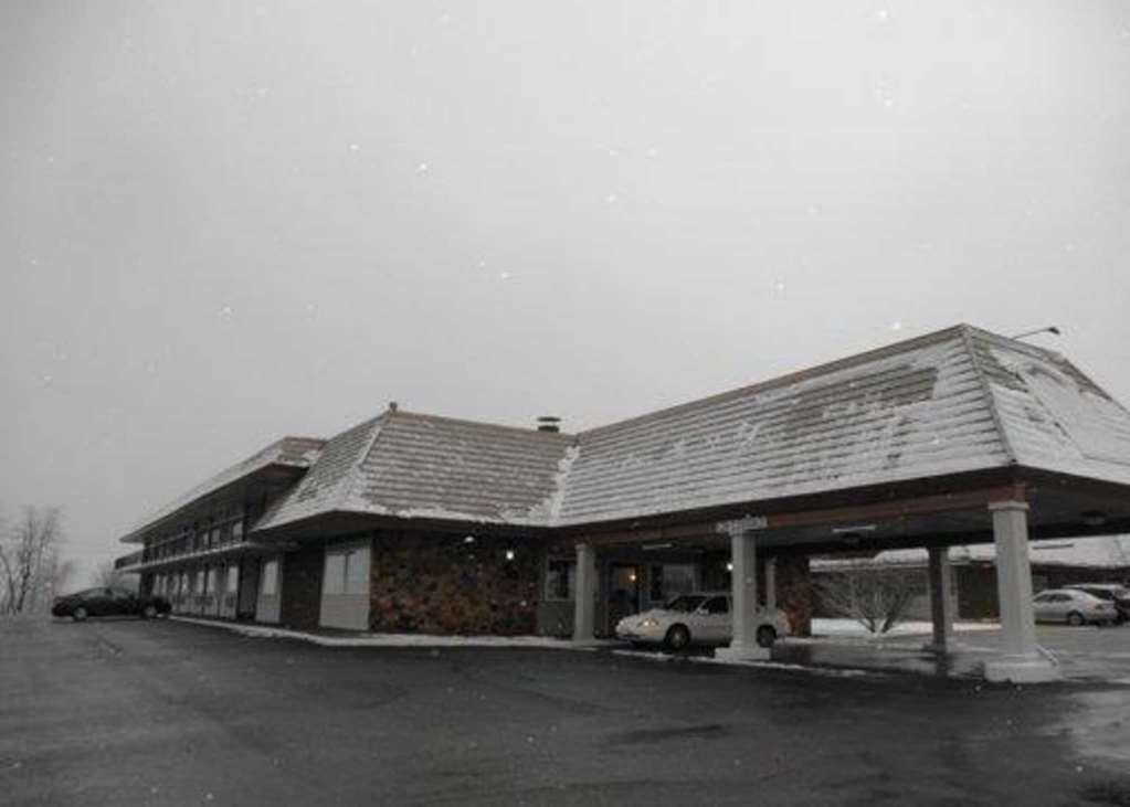 Oyo Hotel Lebanon Mo I-44 Bagian luar foto